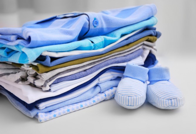 Розміри та зростання дитини: Як правильно визначити розмір одягу для немовлят